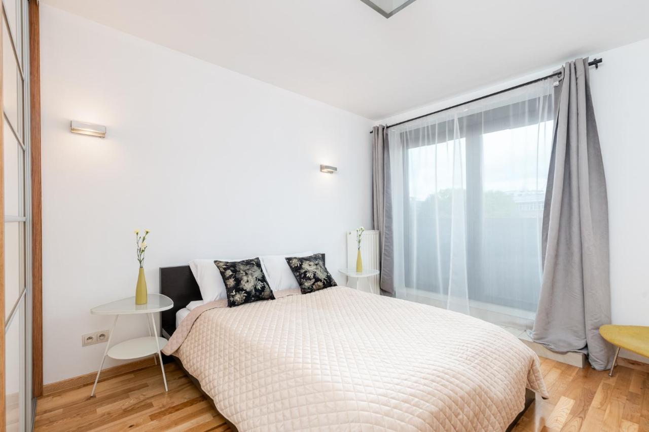 Modern Apartments With Free Parking Spot Krasków Exterior foto