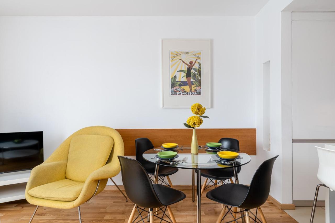Modern Apartments With Free Parking Spot Krasków Exterior foto